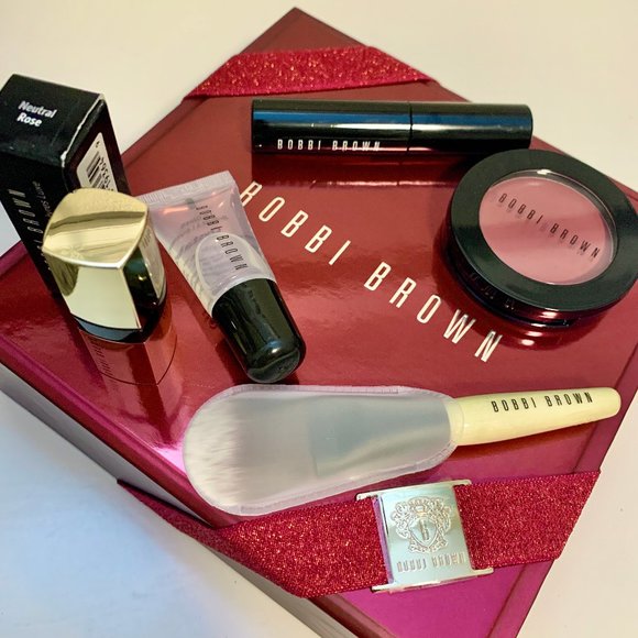 Bobbi Brown Other - Bobbi Brown Travel Makeup Set with Gift Box